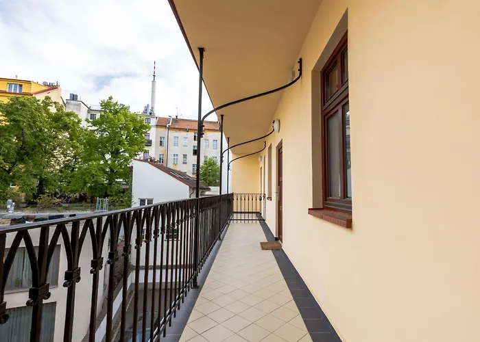 Stay2gether Scandi 17 - Main Train Station Apartman